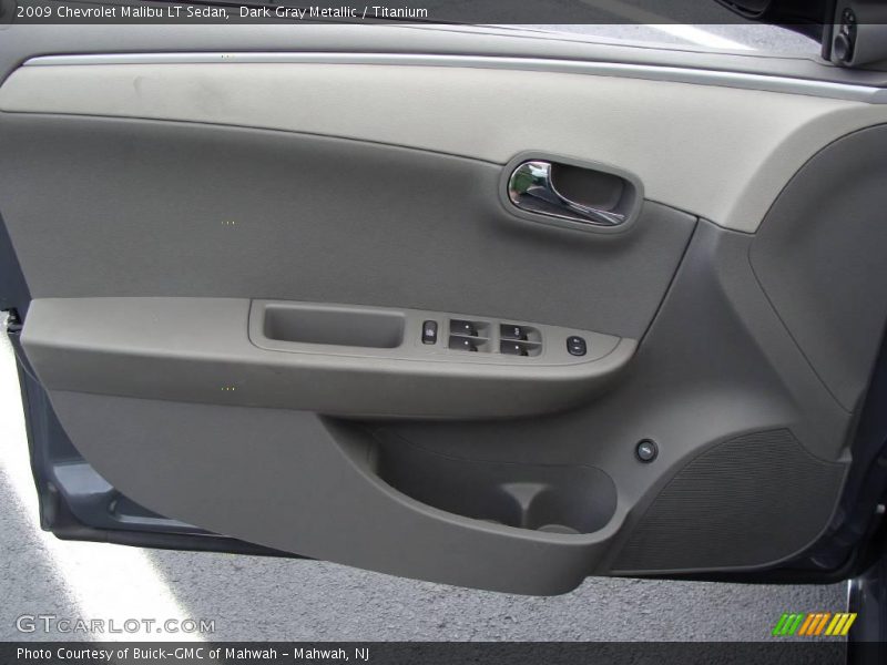 Dark Gray Metallic / Titanium 2009 Chevrolet Malibu LT Sedan