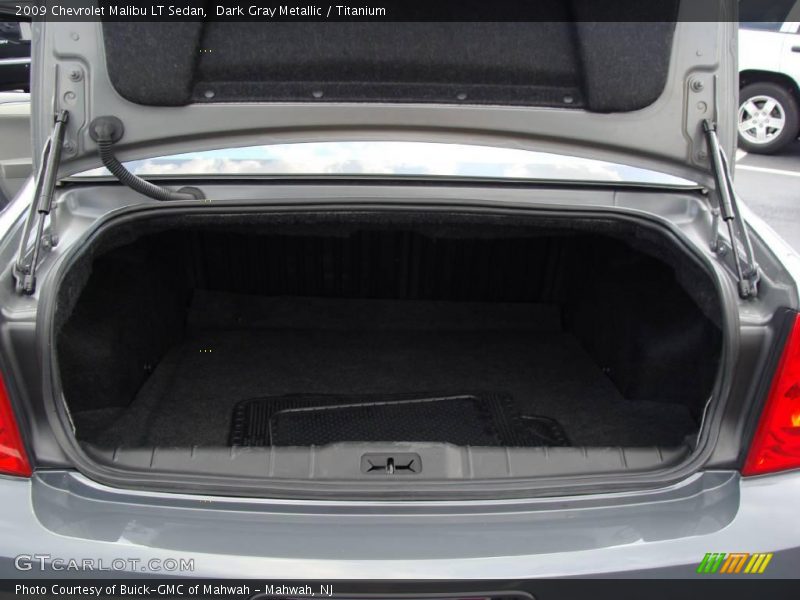 Dark Gray Metallic / Titanium 2009 Chevrolet Malibu LT Sedan
