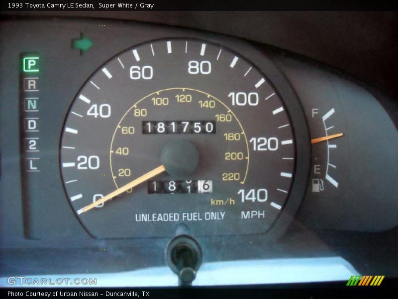 Super White / Gray 1993 Toyota Camry LE Sedan