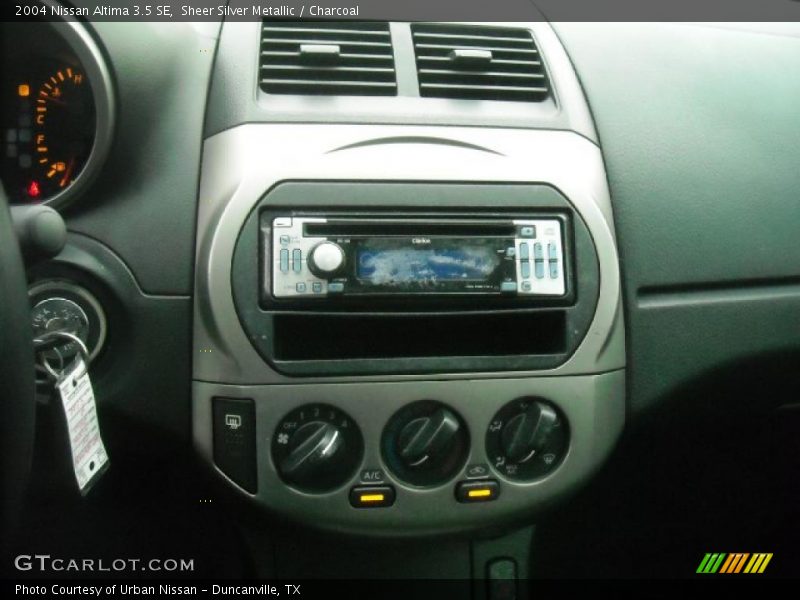 Sheer Silver Metallic / Charcoal 2004 Nissan Altima 3.5 SE