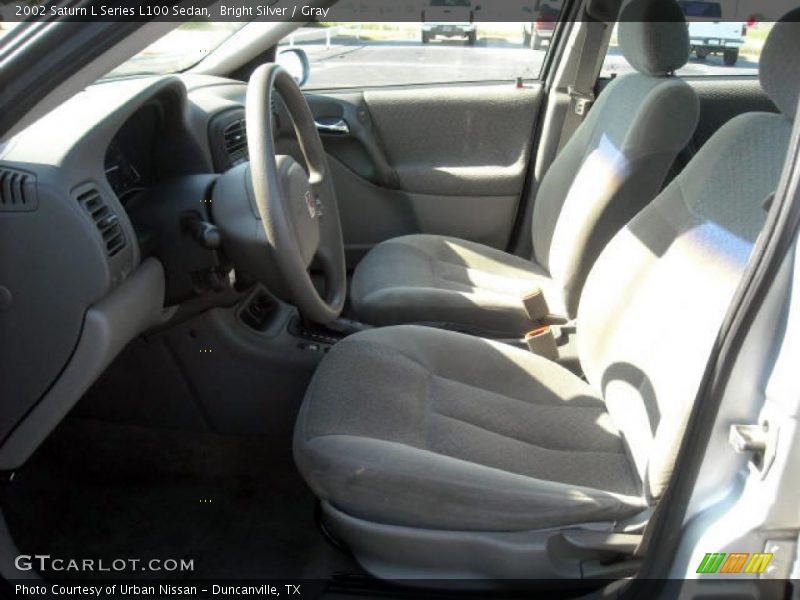 Bright Silver / Gray 2002 Saturn L Series L100 Sedan