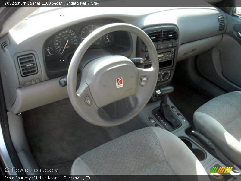 Bright Silver / Gray 2002 Saturn L Series L100 Sedan