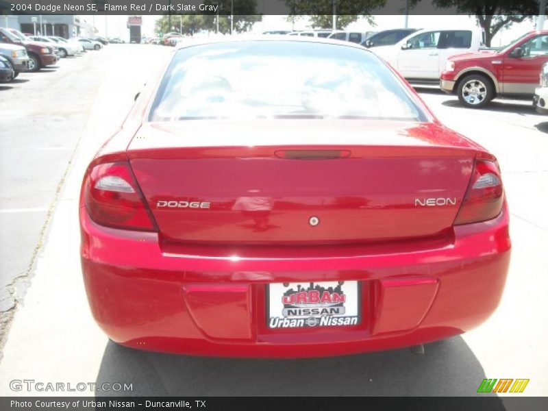 Flame Red / Dark Slate Gray 2004 Dodge Neon SE