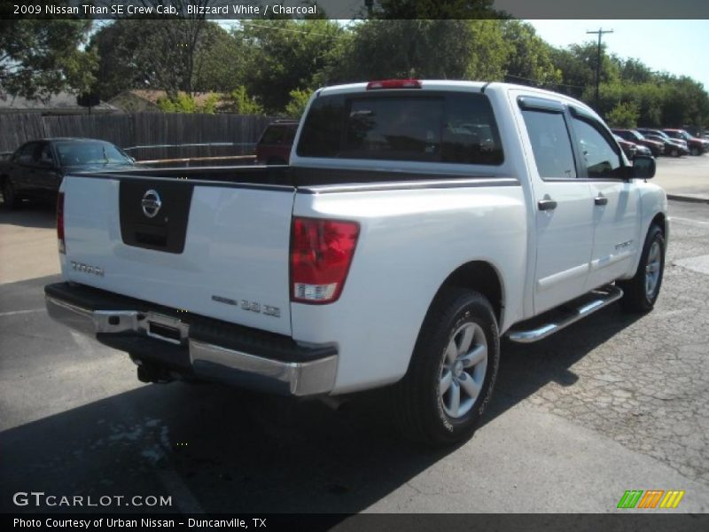 Blizzard White / Charcoal 2009 Nissan Titan SE Crew Cab