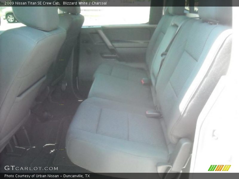 Blizzard White / Charcoal 2009 Nissan Titan SE Crew Cab