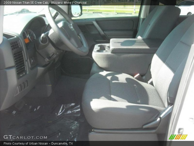 Blizzard White / Charcoal 2009 Nissan Titan SE Crew Cab