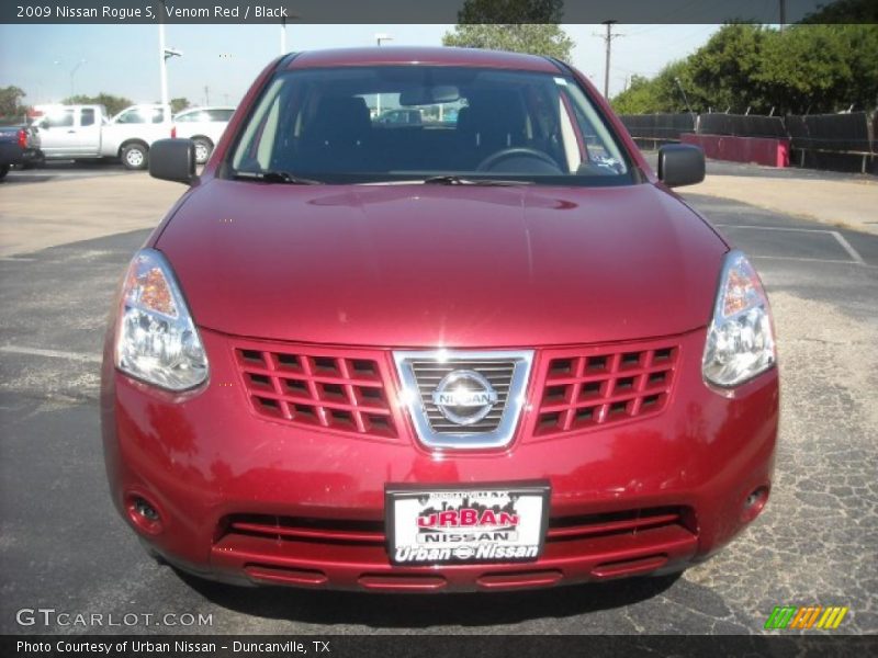 Venom Red / Black 2009 Nissan Rogue S