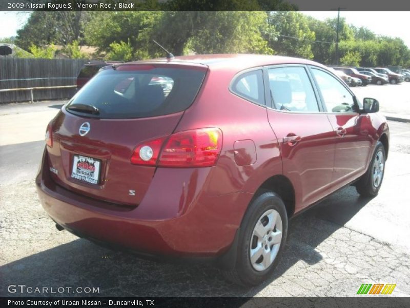 Venom Red / Black 2009 Nissan Rogue S