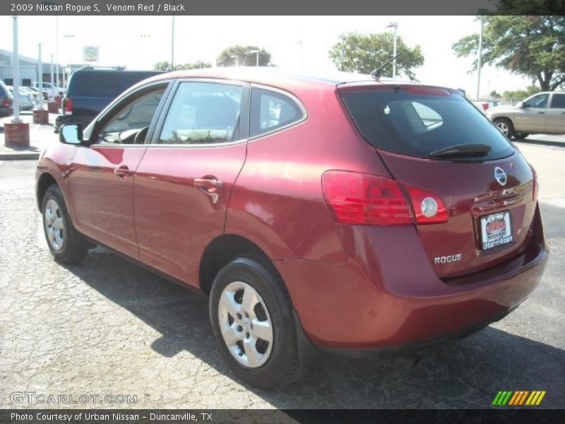 Venom Red / Black 2009 Nissan Rogue S