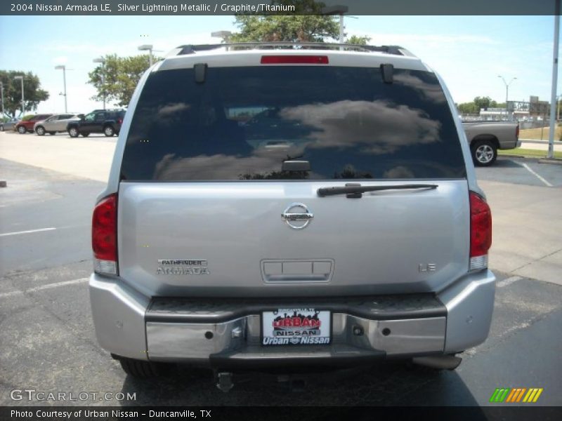 Silver Lightning Metallic / Graphite/Titanium 2004 Nissan Armada LE