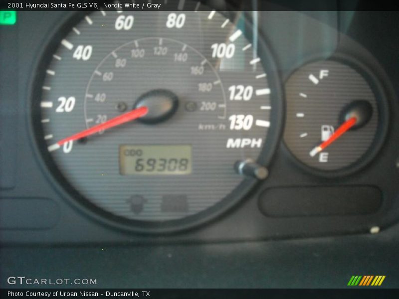 Nordic White / Gray 2001 Hyundai Santa Fe GLS V6