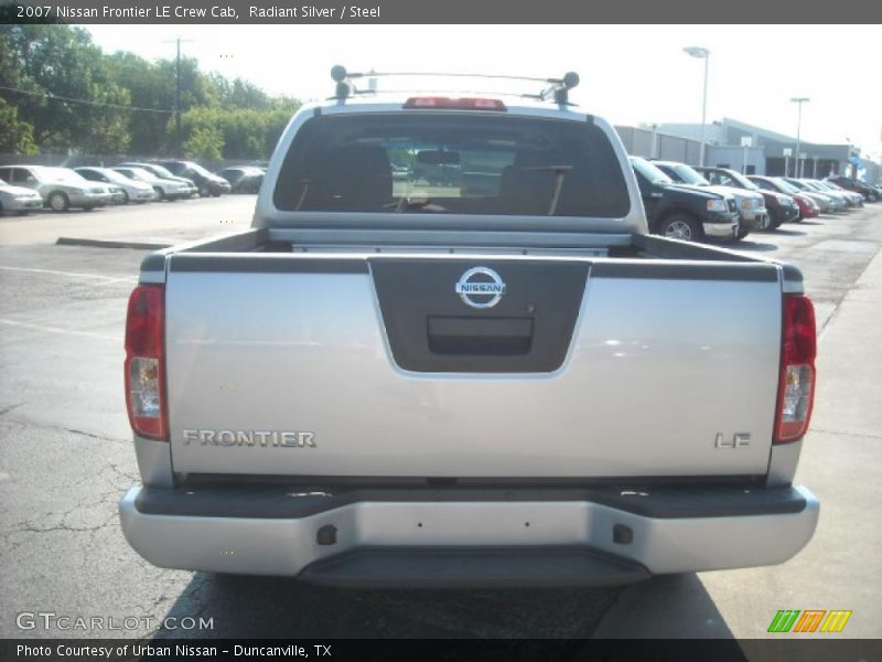 Radiant Silver / Steel 2007 Nissan Frontier LE Crew Cab