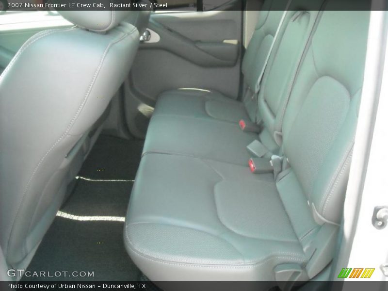 Radiant Silver / Steel 2007 Nissan Frontier LE Crew Cab