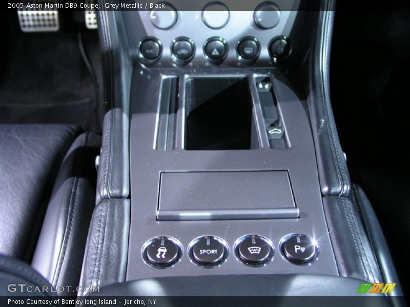 Grey Metallic / Black 2005 Aston Martin DB9 Coupe