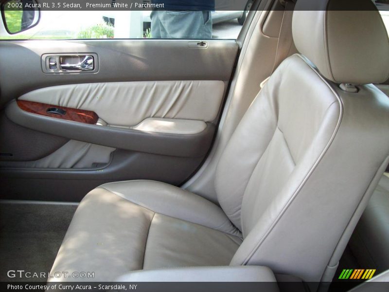 Premium White / Parchment 2002 Acura RL 3.5 Sedan
