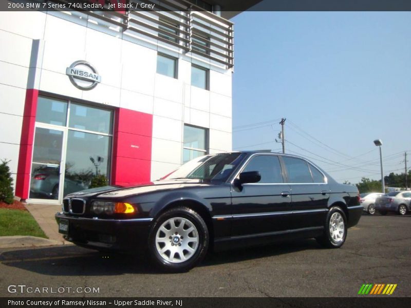 Jet Black / Grey 2000 BMW 7 Series 740i Sedan