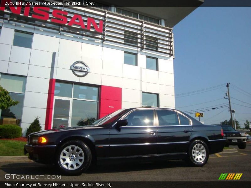 Jet Black / Grey 2000 BMW 7 Series 740i Sedan
