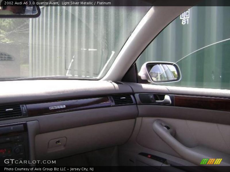 Light Silver Metallic / Platinum 2002 Audi A6 3.0 quattro Avant