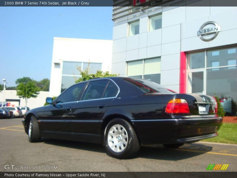Jet Black / Grey 2000 BMW 7 Series 740i Sedan