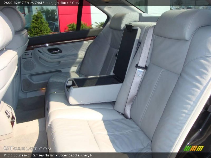 Jet Black / Grey 2000 BMW 7 Series 740i Sedan