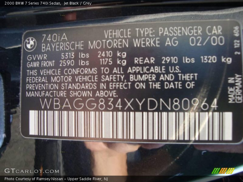 Jet Black / Grey 2000 BMW 7 Series 740i Sedan