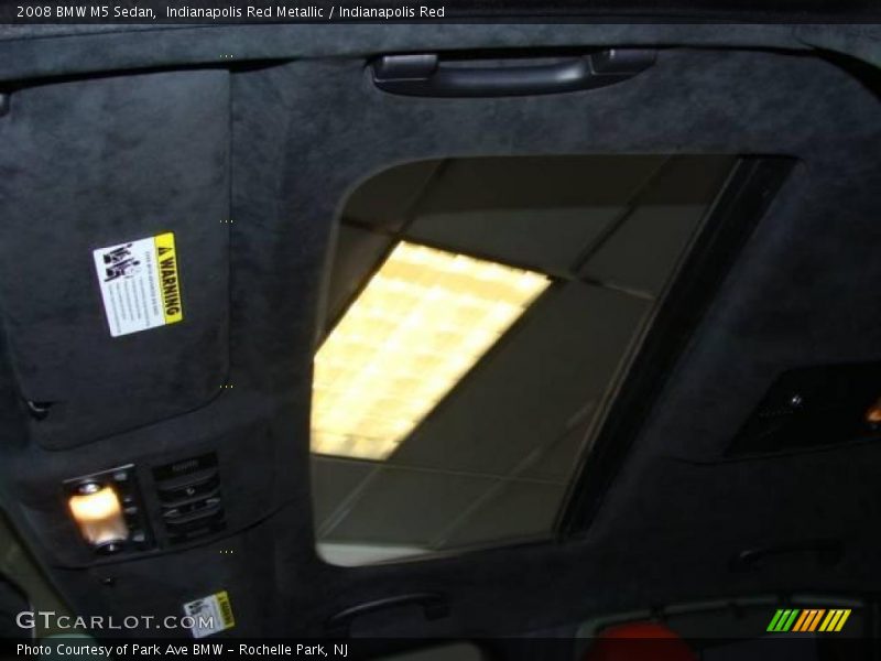 Indianapolis Red Metallic / Indianapolis Red 2008 BMW M5 Sedan