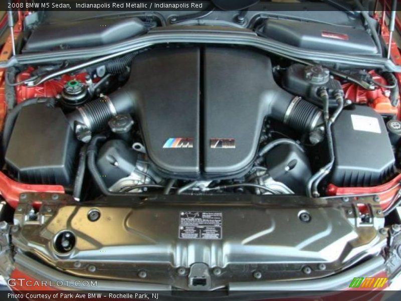 Indianapolis Red Metallic / Indianapolis Red 2008 BMW M5 Sedan