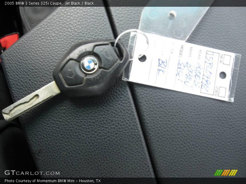 Jet Black / Black 2005 BMW 3 Series 325i Coupe