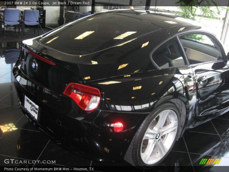 Jet Black / Dream Red 2007 BMW Z4 3.0si Coupe