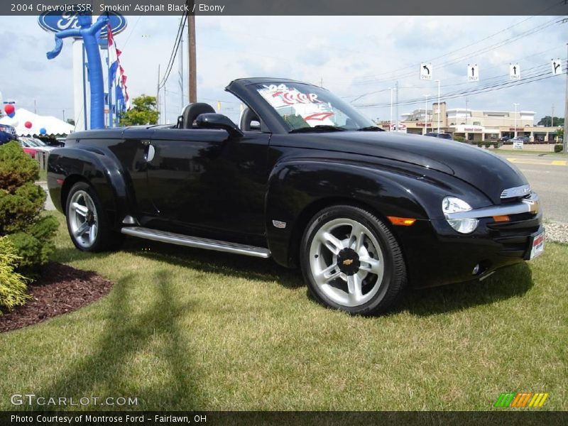 Smokin' Asphalt Black / Ebony 2004 Chevrolet SSR