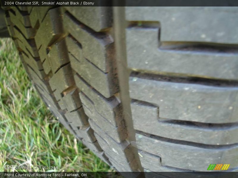 Smokin' Asphalt Black / Ebony 2004 Chevrolet SSR