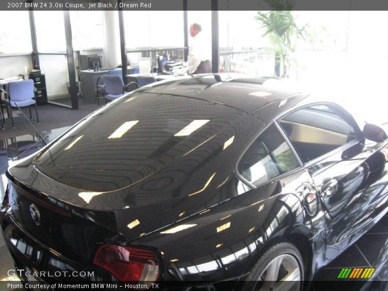 Jet Black / Dream Red 2007 BMW Z4 3.0si Coupe