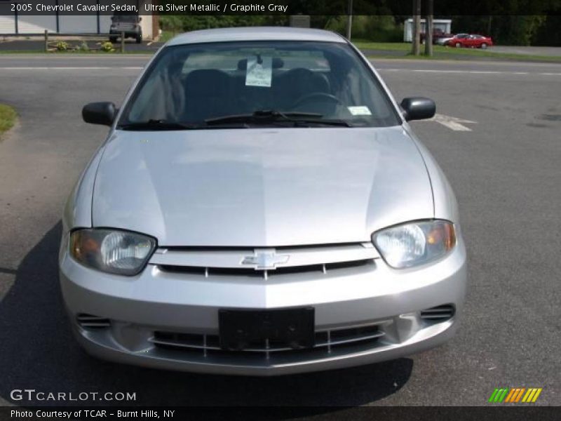 Ultra Silver Metallic / Graphite Gray 2005 Chevrolet Cavalier Sedan