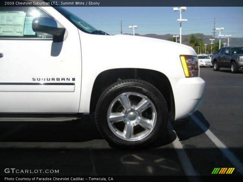 Summit White / Ebony 2009 Chevrolet Suburban LTZ