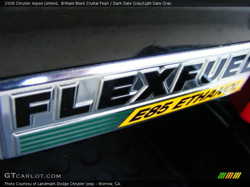 Brilliant Black Crystal Pearl / Dark Slate Gray/Light Slate Gray 2008 Chrysler Aspen Limited