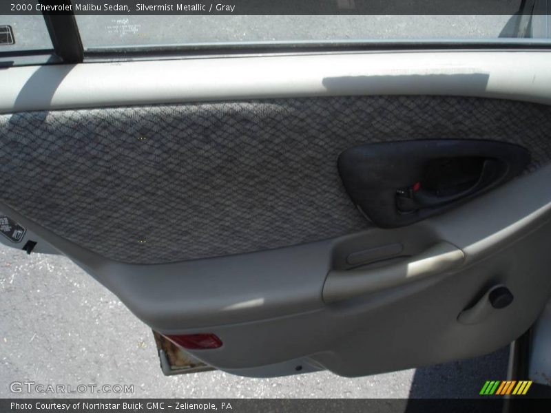 Silvermist Metallic / Gray 2000 Chevrolet Malibu Sedan