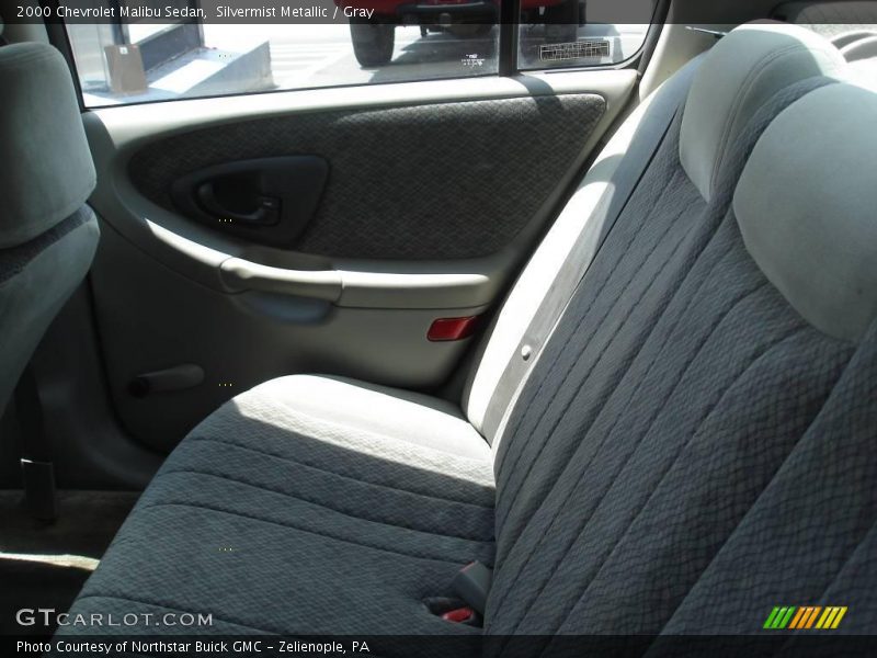 Silvermist Metallic / Gray 2000 Chevrolet Malibu Sedan