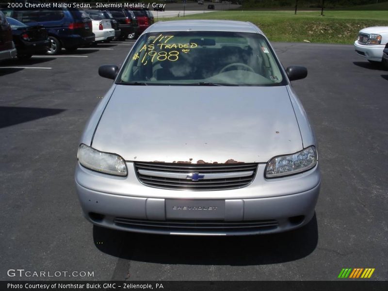 Silvermist Metallic / Gray 2000 Chevrolet Malibu Sedan