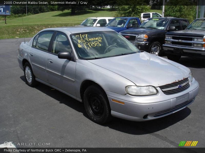 Silvermist Metallic / Gray 2000 Chevrolet Malibu Sedan