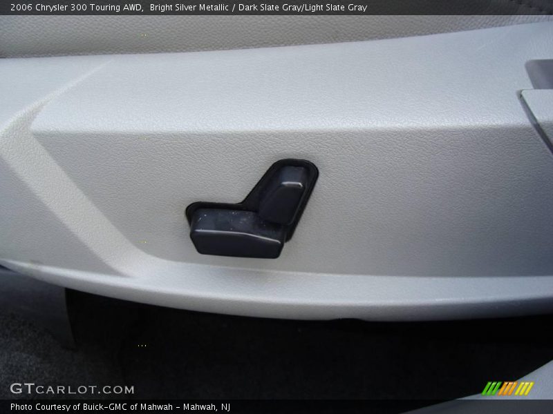 Bright Silver Metallic / Dark Slate Gray/Light Slate Gray 2006 Chrysler 300 Touring AWD