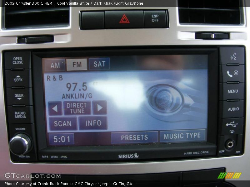 Cool Vanilla White / Dark Khaki/Light Graystone 2009 Chrysler 300 C HEMI