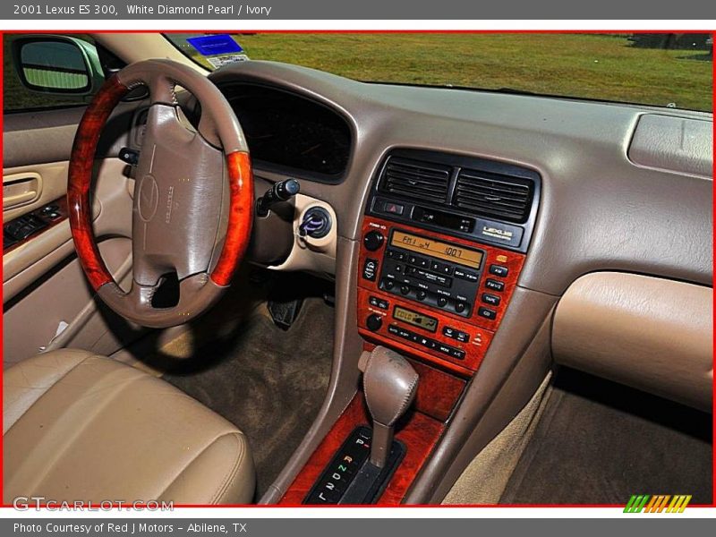 White Diamond Pearl / Ivory 2001 Lexus ES 300