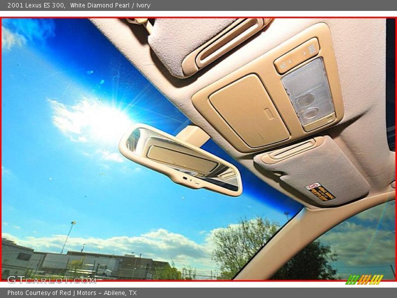 White Diamond Pearl / Ivory 2001 Lexus ES 300