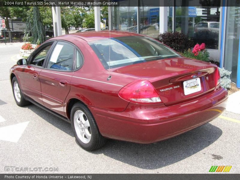 Merlot Metallic / Medium Graphite 2004 Ford Taurus SES Sedan