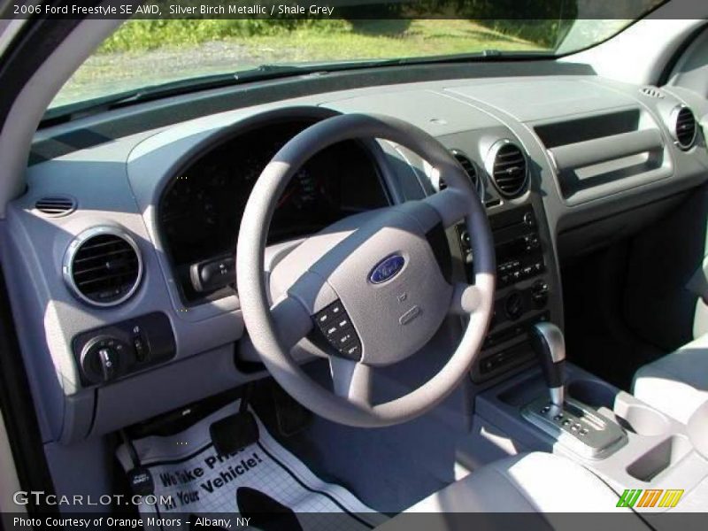 Silver Birch Metallic / Shale Grey 2006 Ford Freestyle SE AWD