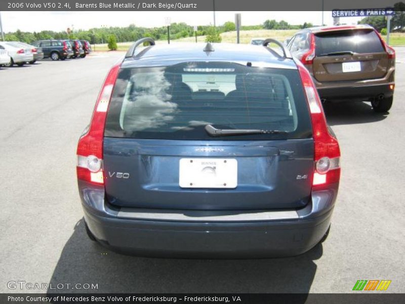 Barents Blue Metallic / Dark Beige/Quartz 2006 Volvo V50 2.4i