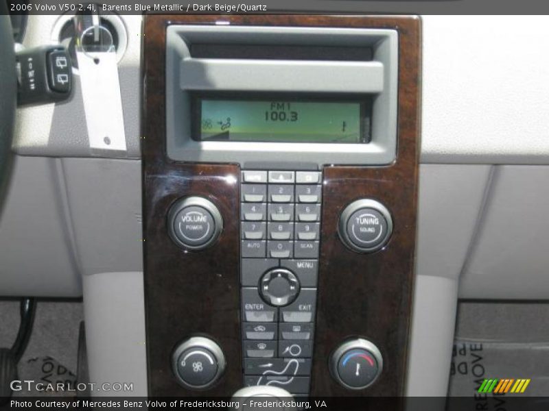 Barents Blue Metallic / Dark Beige/Quartz 2006 Volvo V50 2.4i