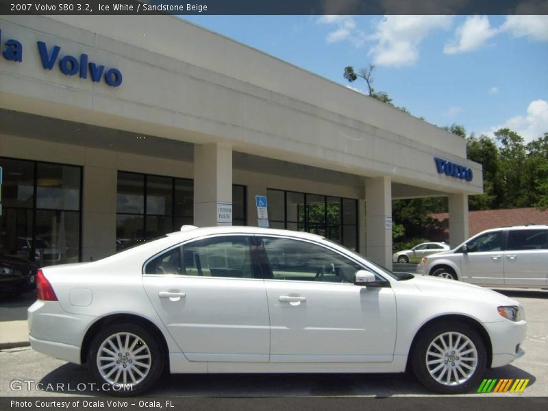 Ice White / Sandstone Beige 2007 Volvo S80 3.2