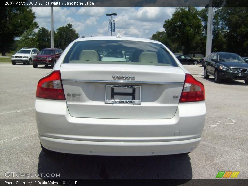 Ice White / Sandstone Beige 2007 Volvo S80 3.2