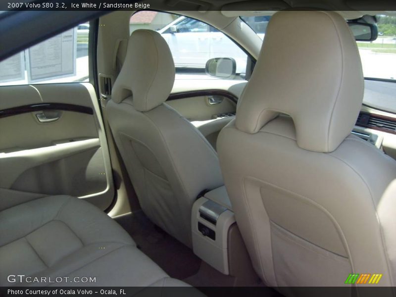 Ice White / Sandstone Beige 2007 Volvo S80 3.2